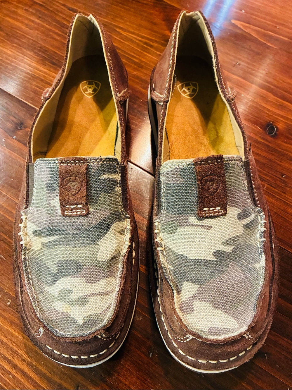 Ariat Women’s Cruiser Brown Suede & Camo Canvas Slip-On Shoe, 10